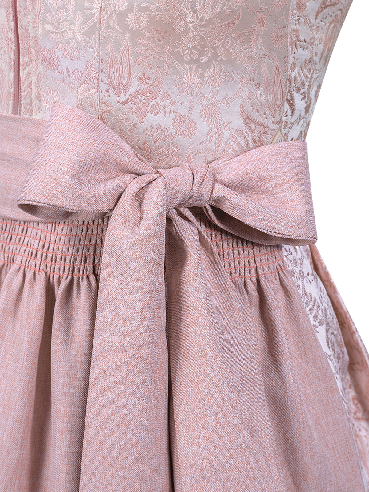 Dirndl Rita in Rosa mit Herz-Ausschnitt