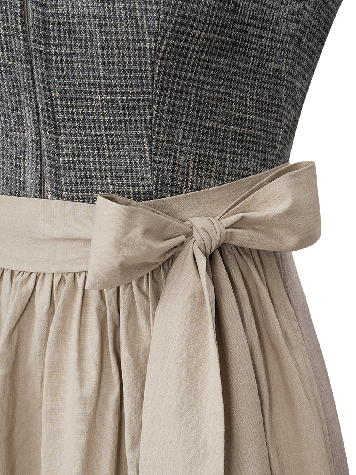 Caroline Pepita Green Dirndl im traditionellen Stil in Grün
