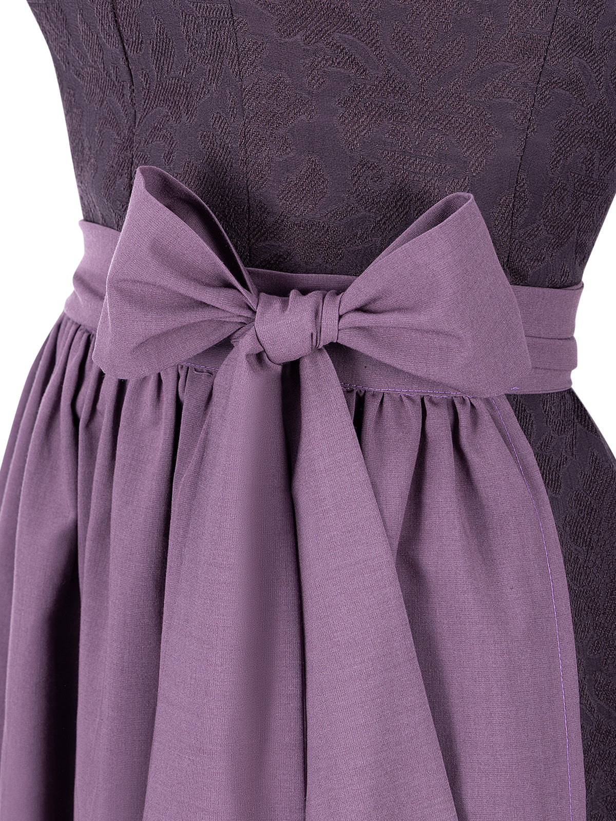 Dirndl Akela in Lila mit Gerader Ausschnitt