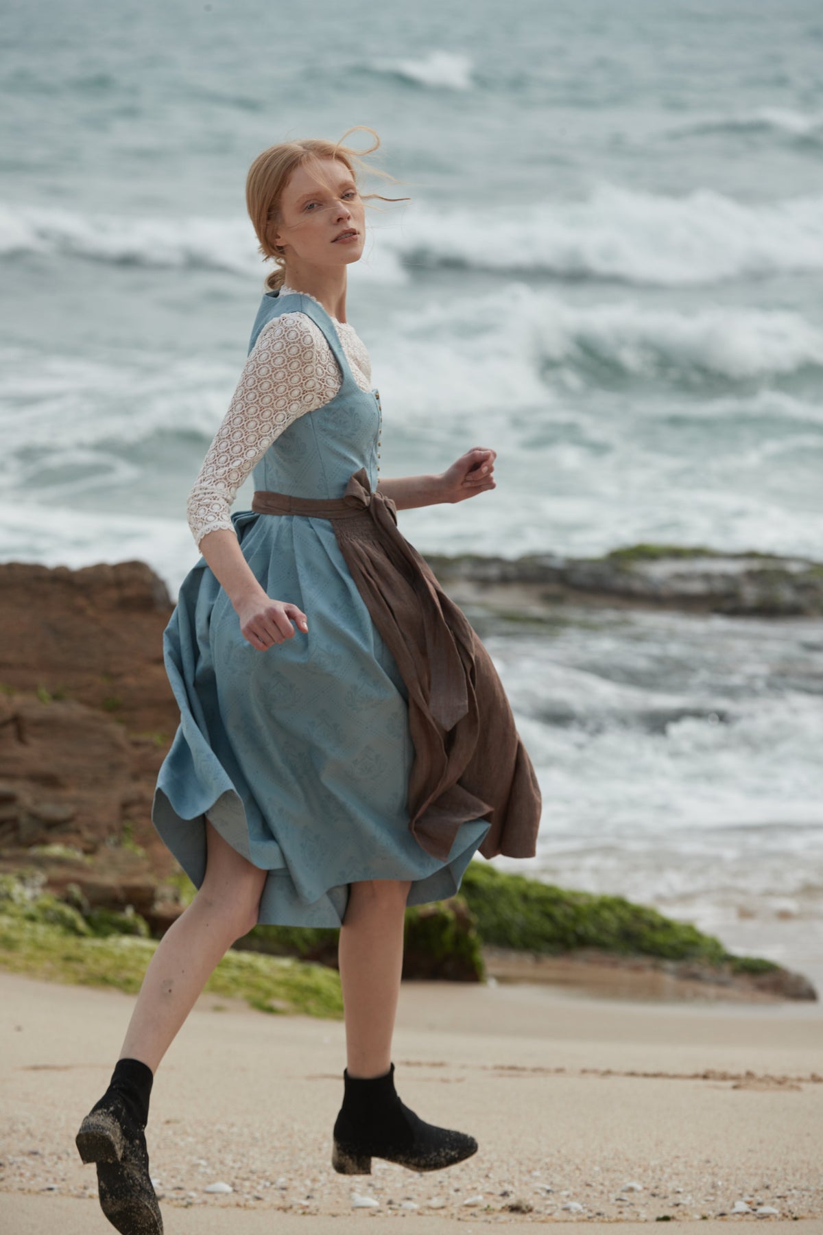 Damen Dirndl Klara Blua mit Allover-Muster – Blau