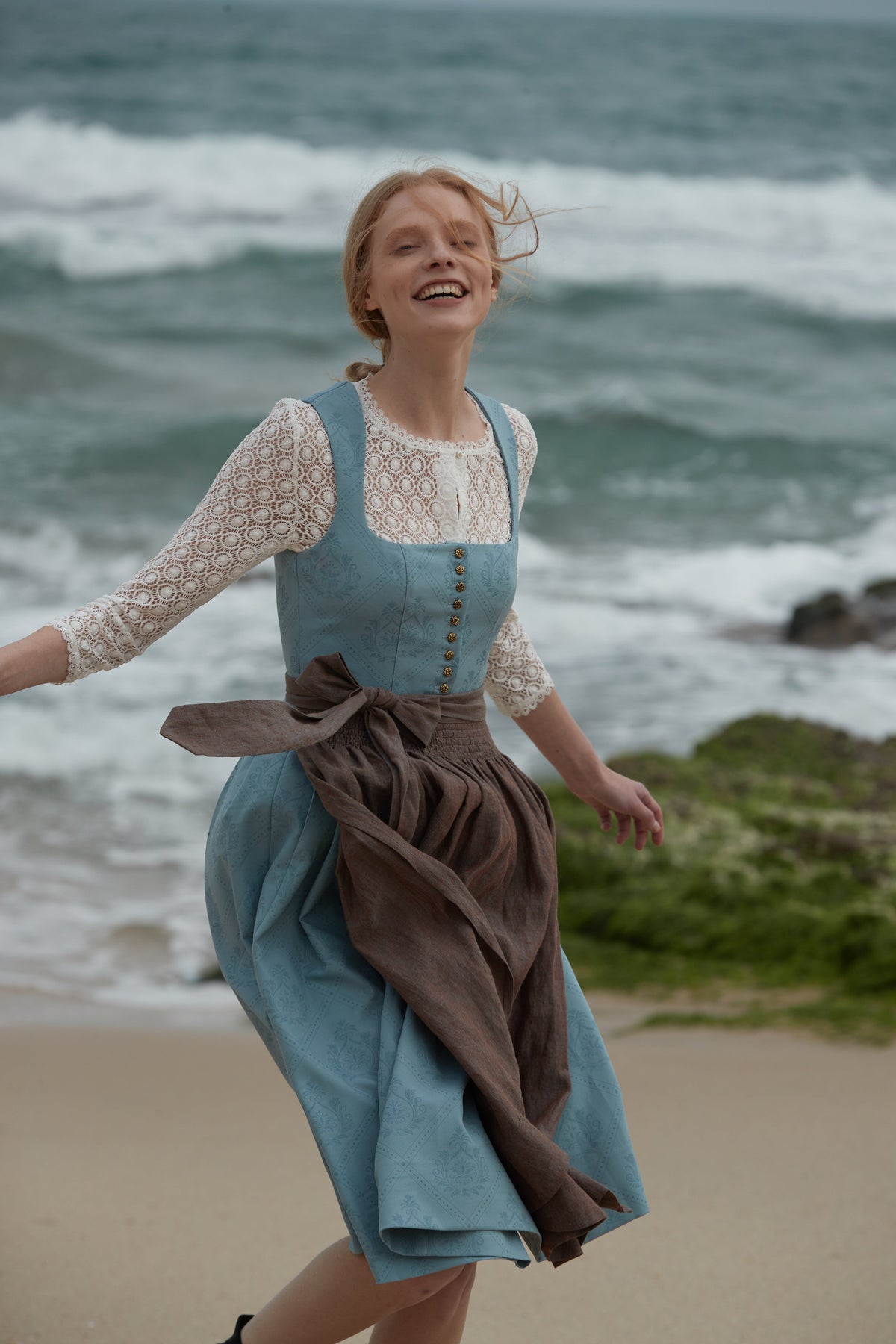 Damen Dirndl Klara Blua mit Allover-Muster – Blau
