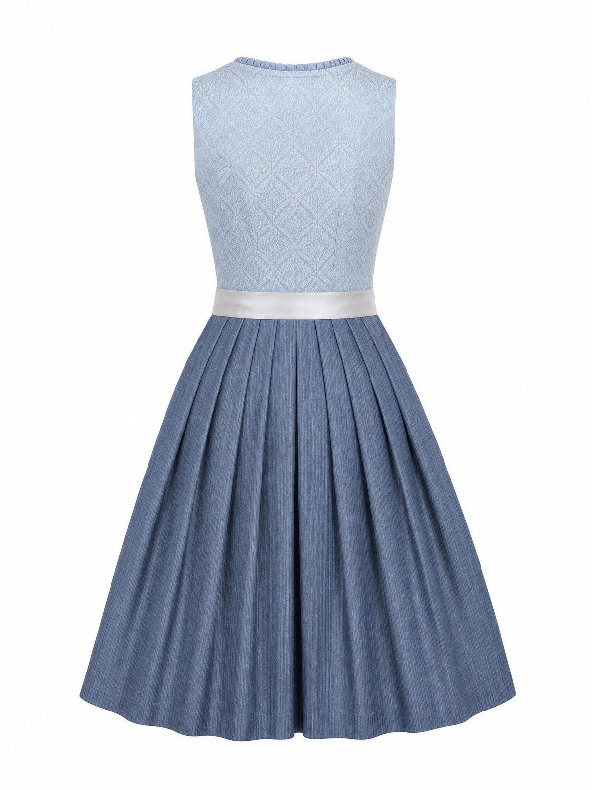 Dirndl Bea in Puderblau mit Silber Schürze - Rückansicht