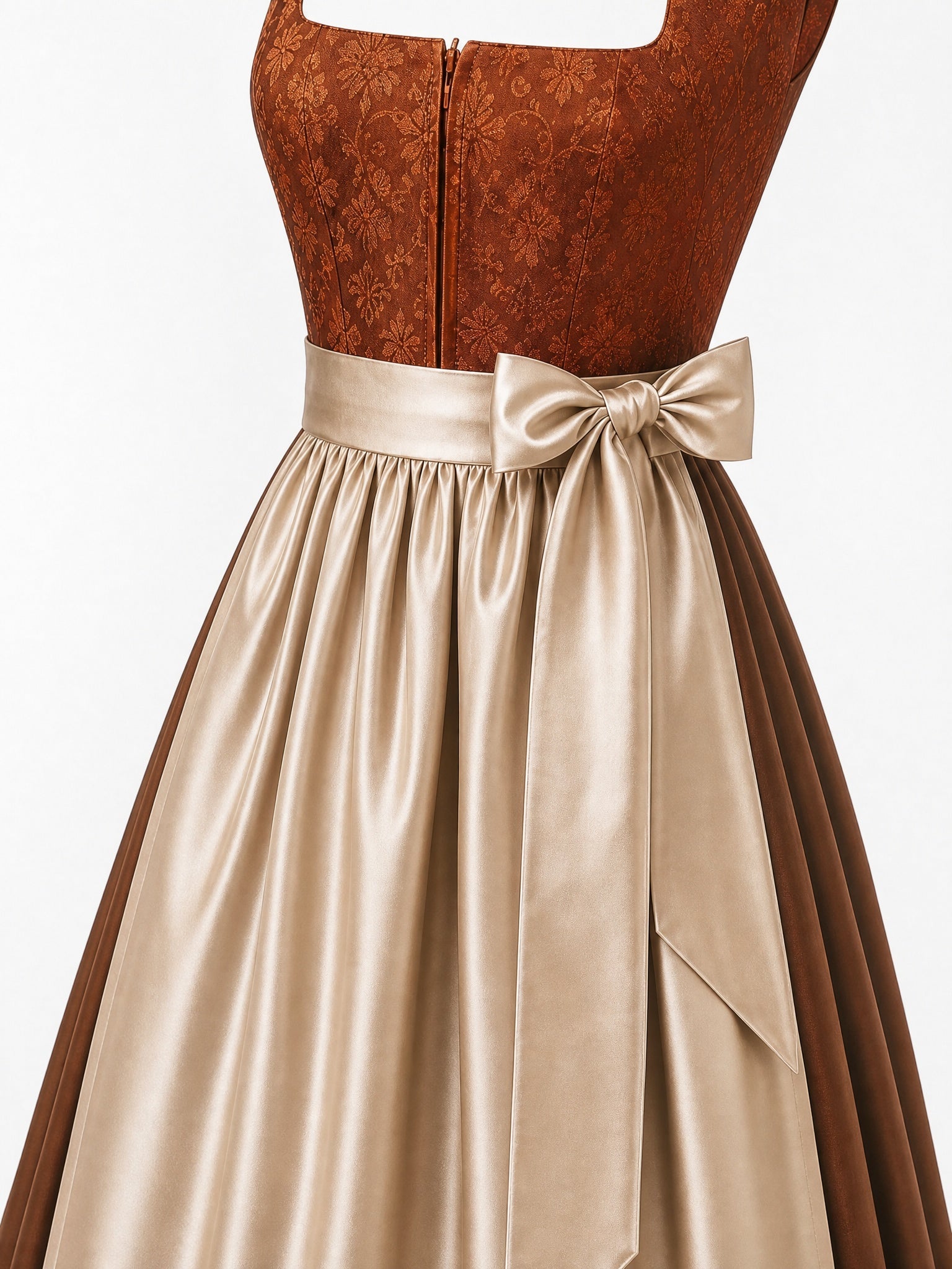 Dirndl Daria in Sienabraun mit Champagner Schürze - Detailansicht Taille und Schleife